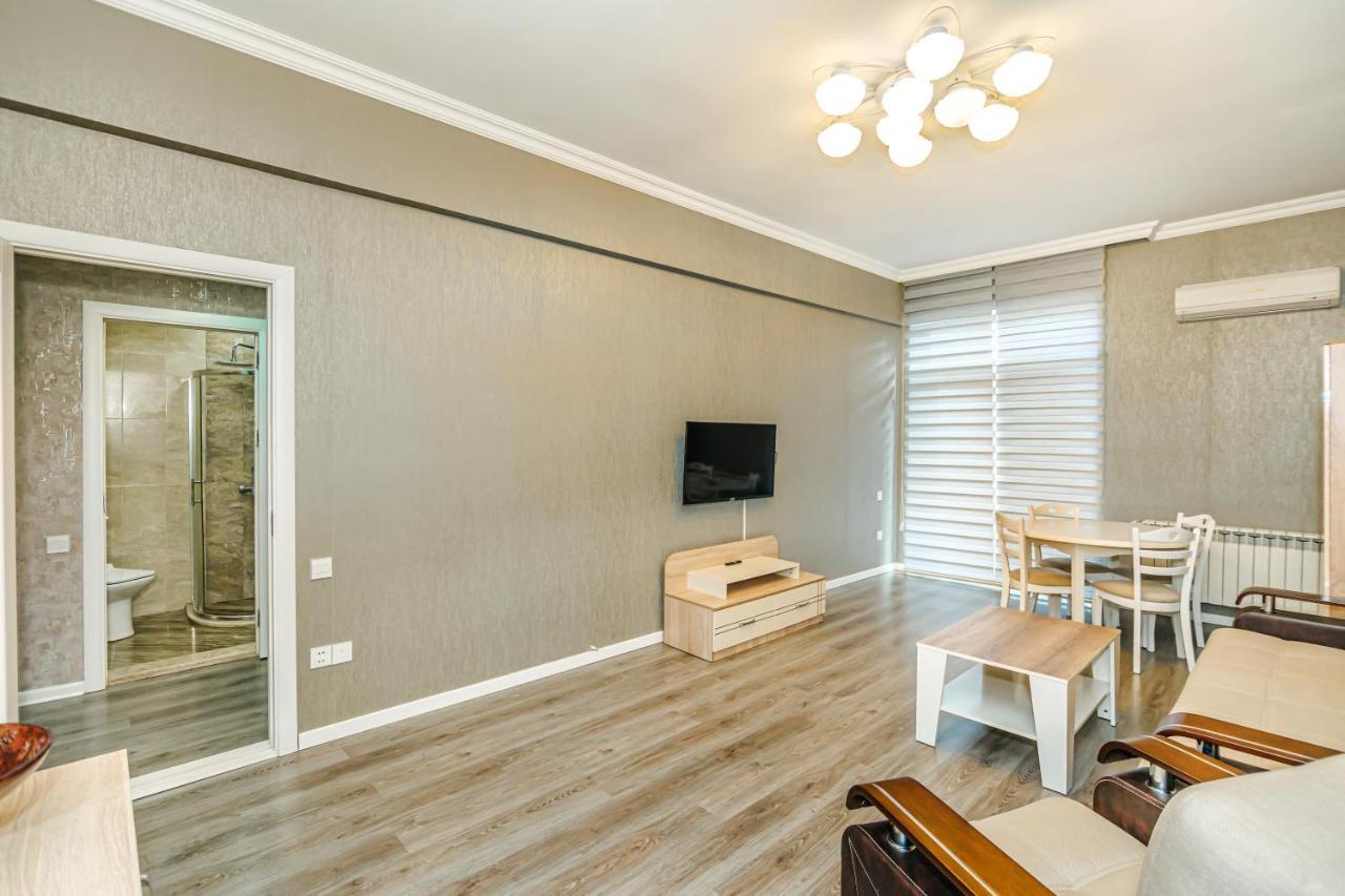 Luxury 2 Room Apartment In The Center バクー エクステリア 写真
