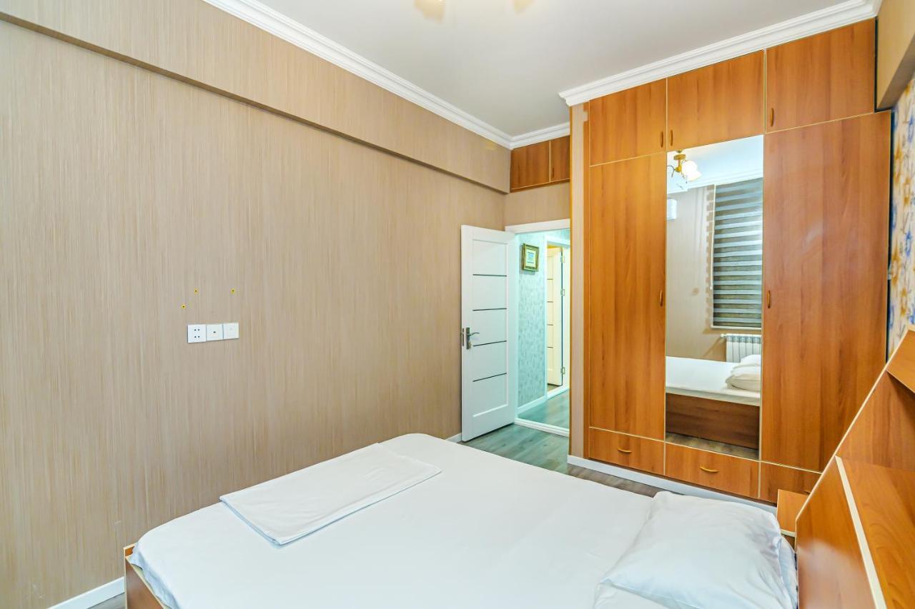 Luxury 2 Room Apartment In The Center バクー エクステリア 写真